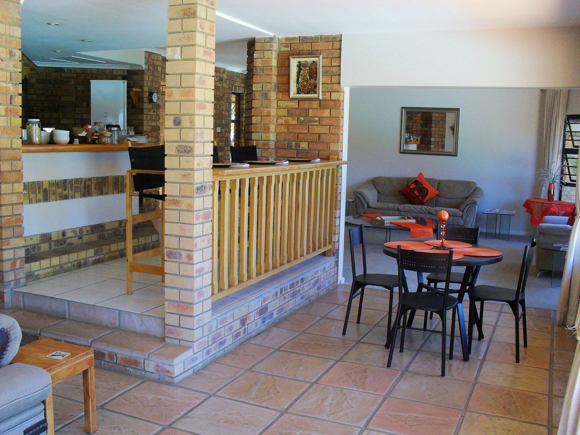 8 Royal Palm B&B Умхланга Экстерьер фото